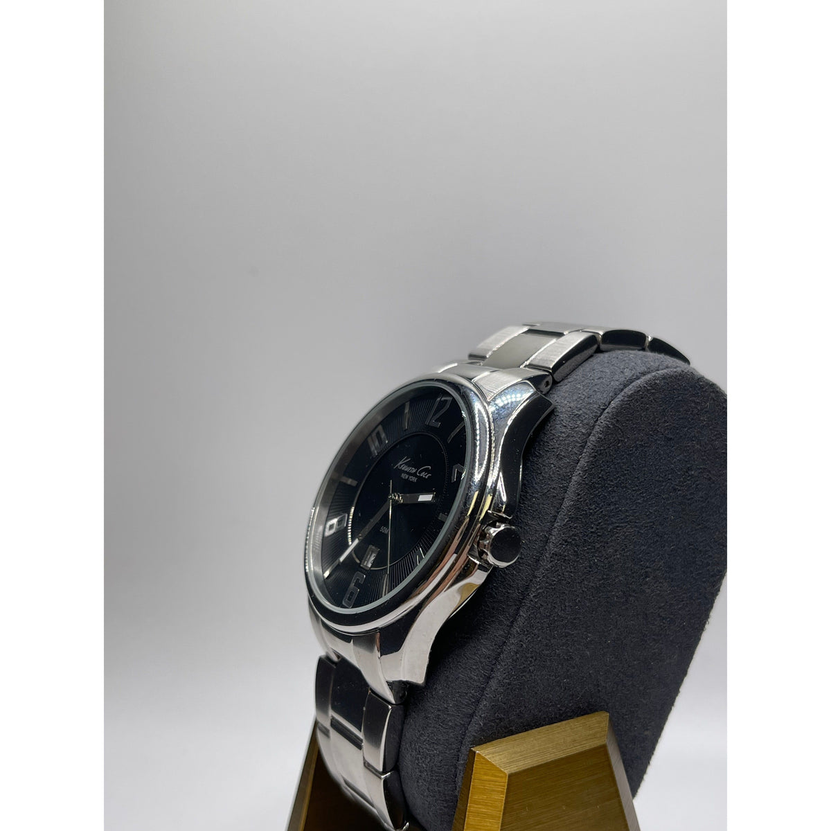 Kenneth Cole Men's Black Dial Silver Tone Stainless Steel Bracelet Watch KC3941