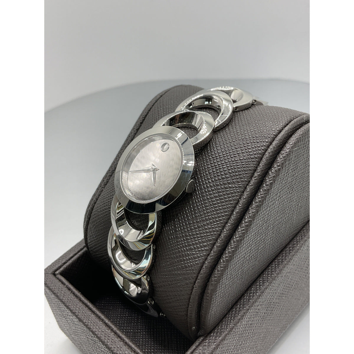 Movado Ladies Moon Bear Rondiro Mirror Dial Stainless Steel Bracelet Watch 84.E4.1834