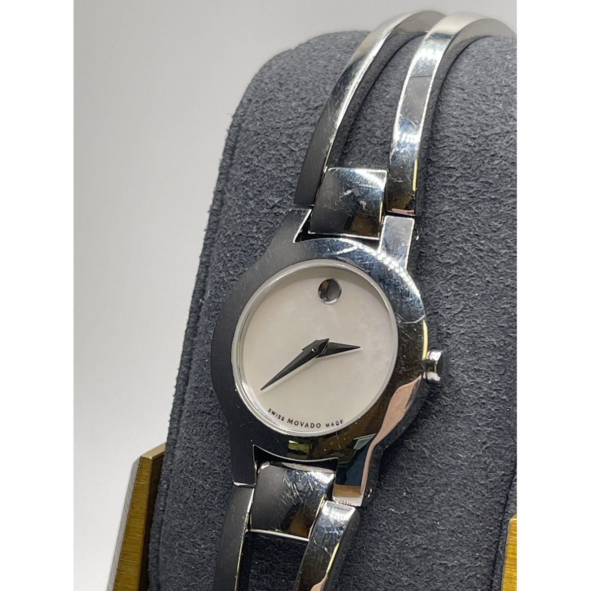 Movado Amorosa Ladies Mother of Pearl Dial Stainless Steel Quartz Watch 0606538