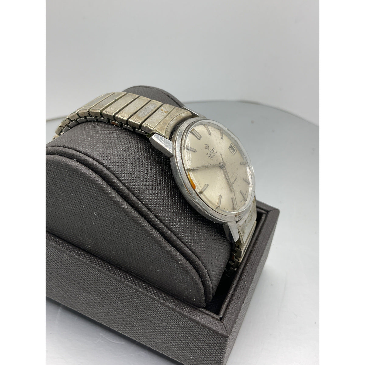 Zodiac Glorious Automatic Silver Dial Stretch Band Watch