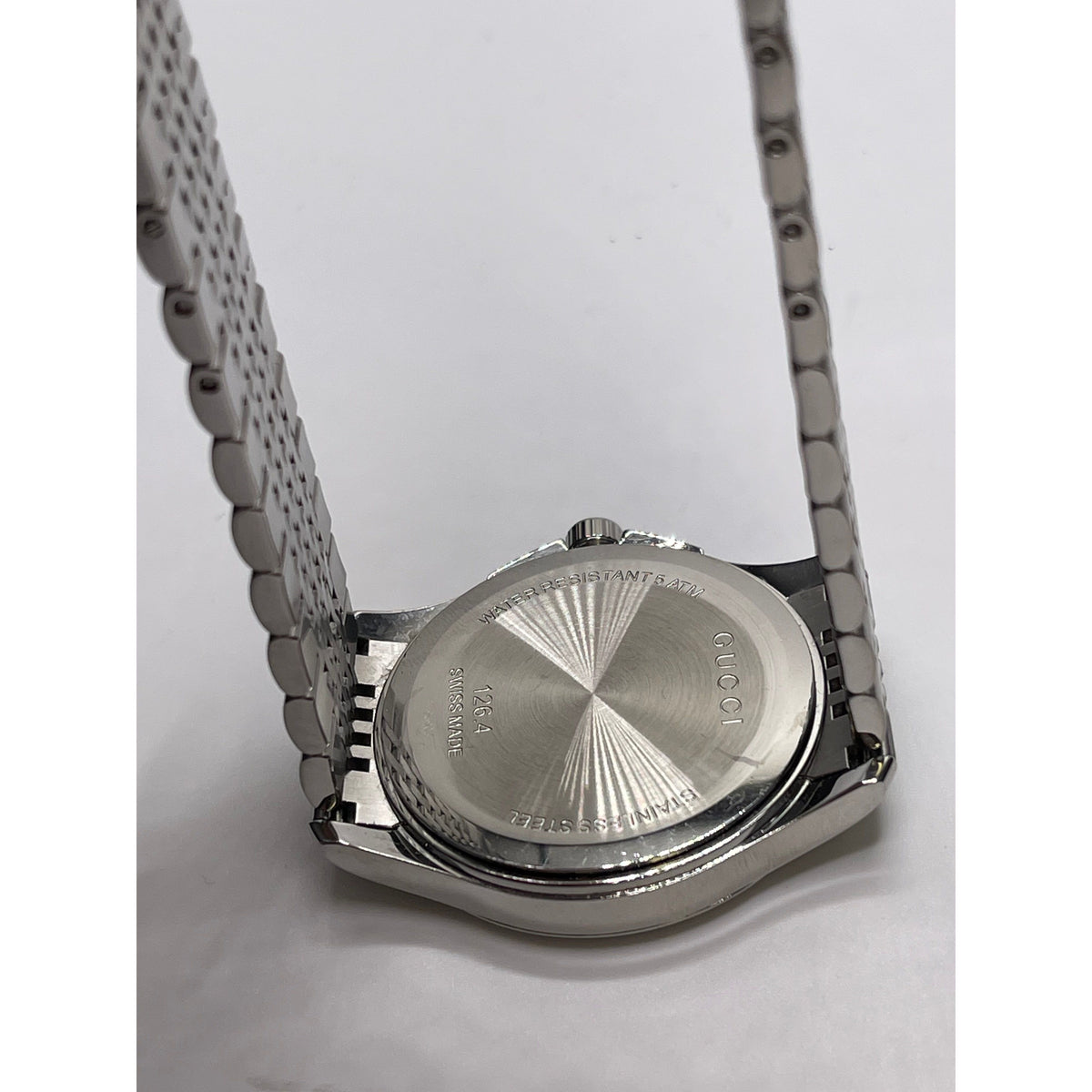 Gucci Men's Silver Dial Silver Stainless Steel Bracelet Quartz Watch 126.4