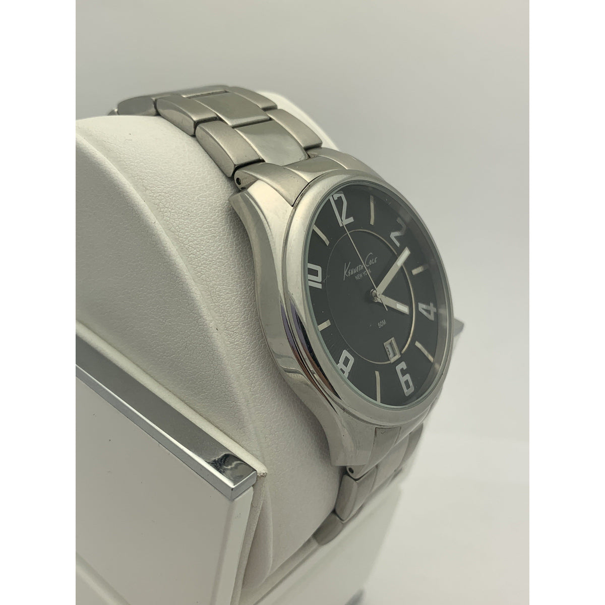 Kenneth Cole Men's Black Dial Silver Tone Stainless Steel Bracelet Watch KC3941