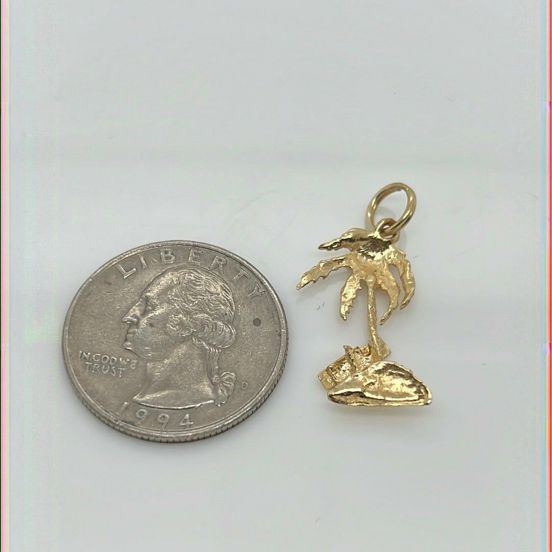 14K Yellow Gold Puerto Rico Palm Tree Charm Pendant P018