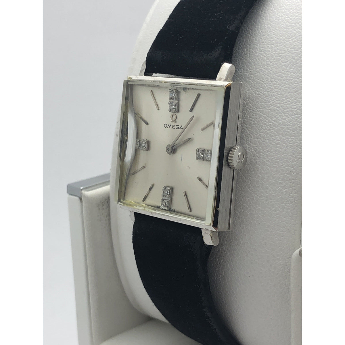 Omega Ladies Silver Tone Dial Black Suede Leather Strap 14K Gold Case Watch