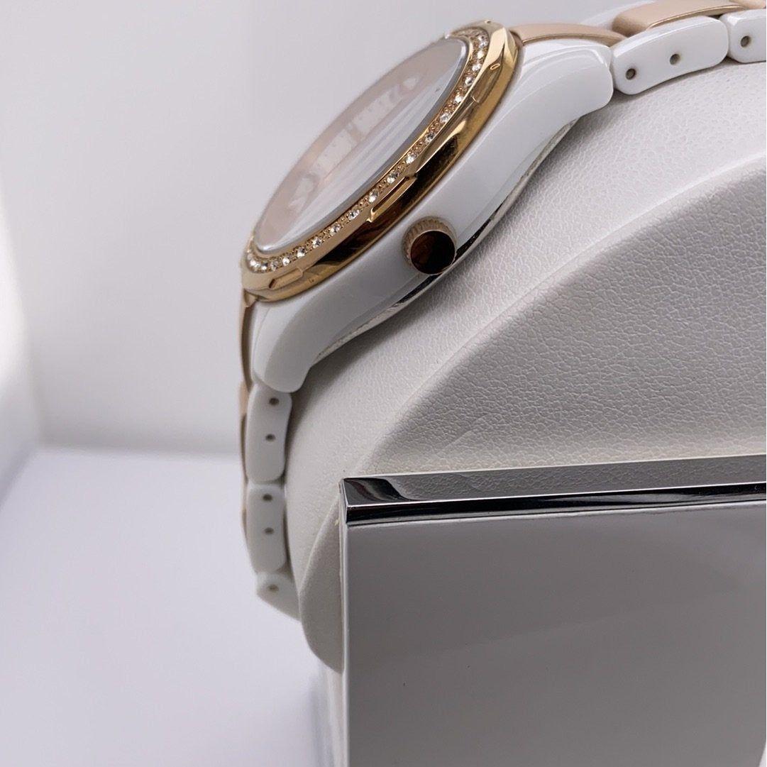 Relic White Dial Stainless Steel Case Resin Two Tone Band Watch 111107