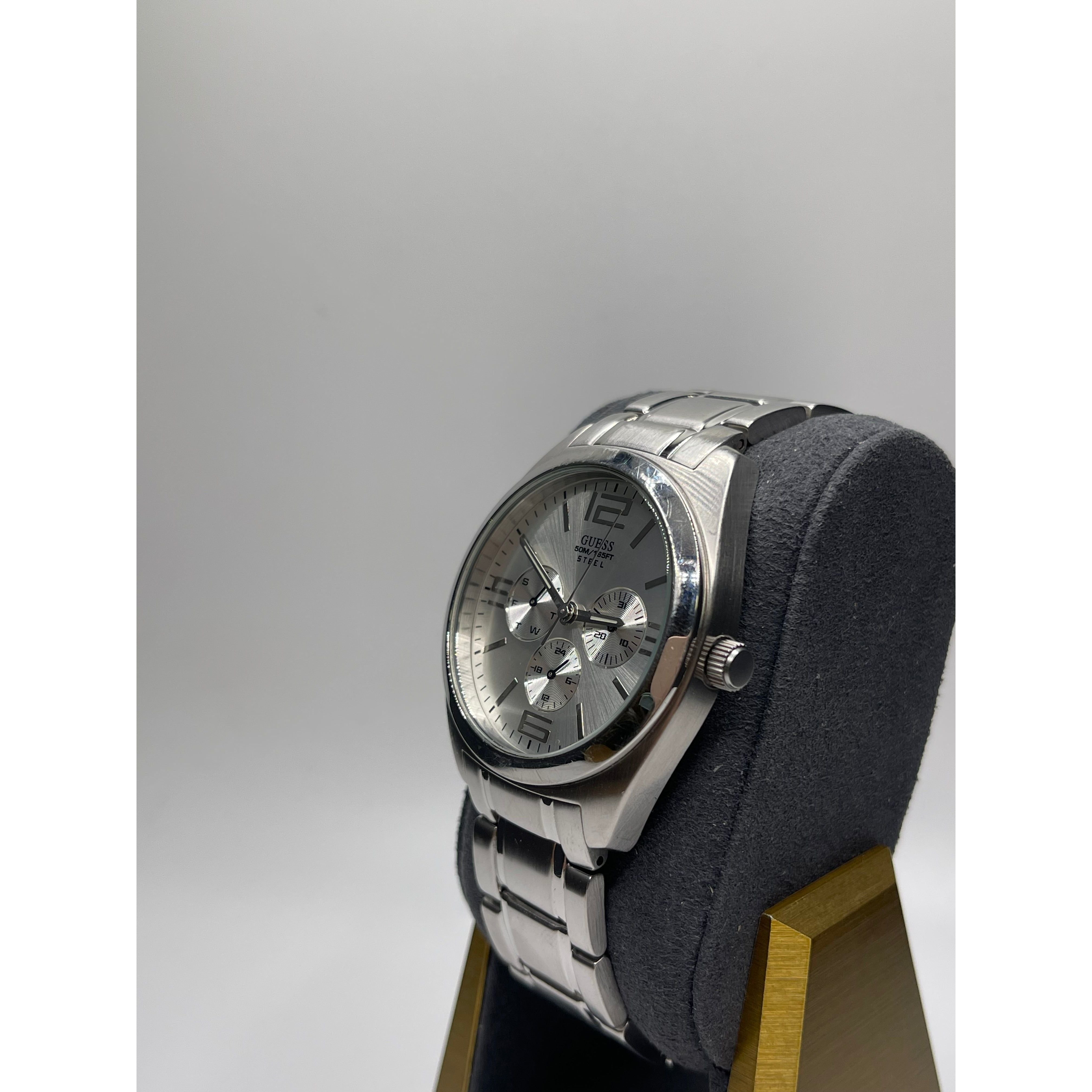 Guess Men's Steel Silver Tone Dial Silver Tone Bracelet Watch