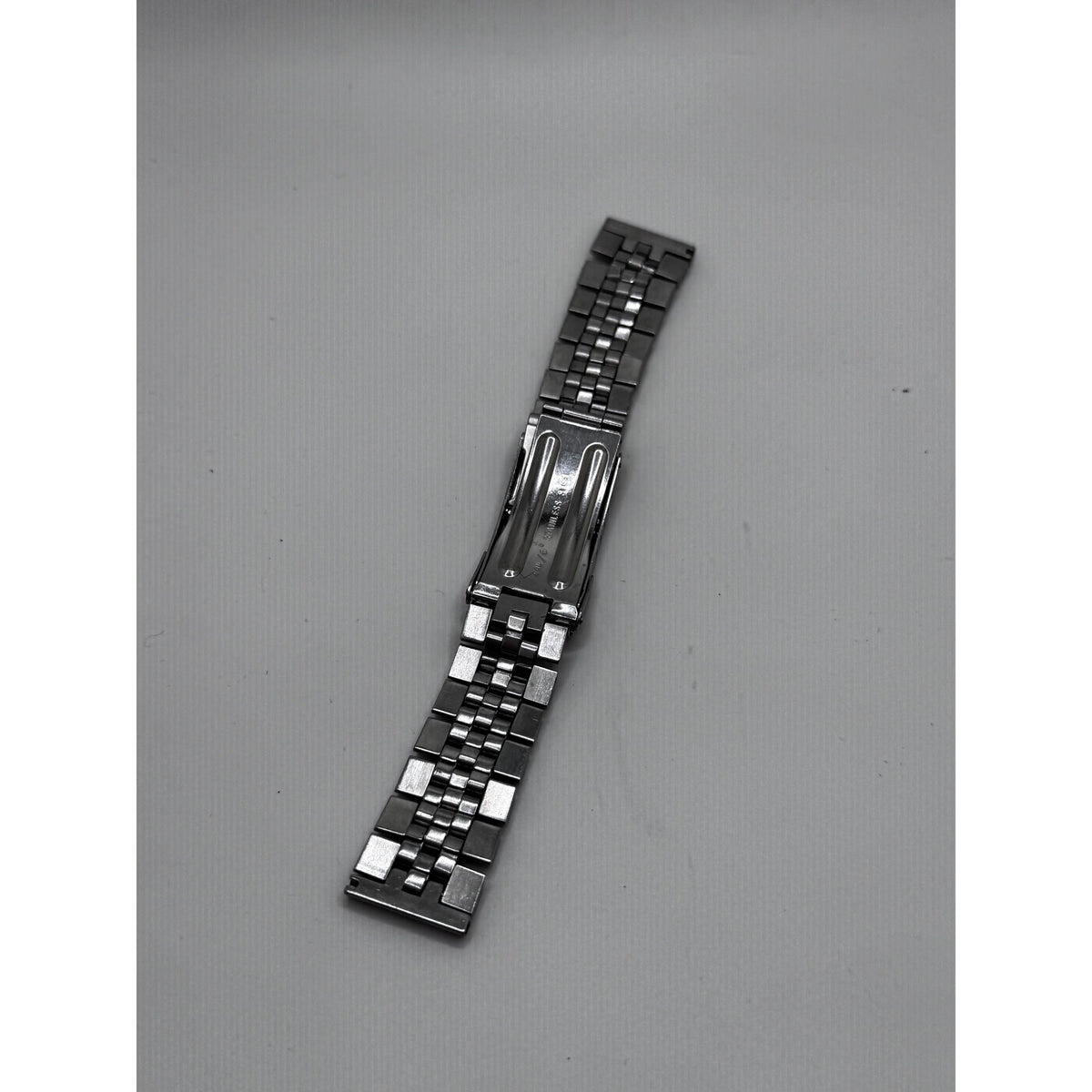Heuer Men’s Carrera Silver Dial Brown Leather & Stainless Steel Strap Vintage Watch 2447T