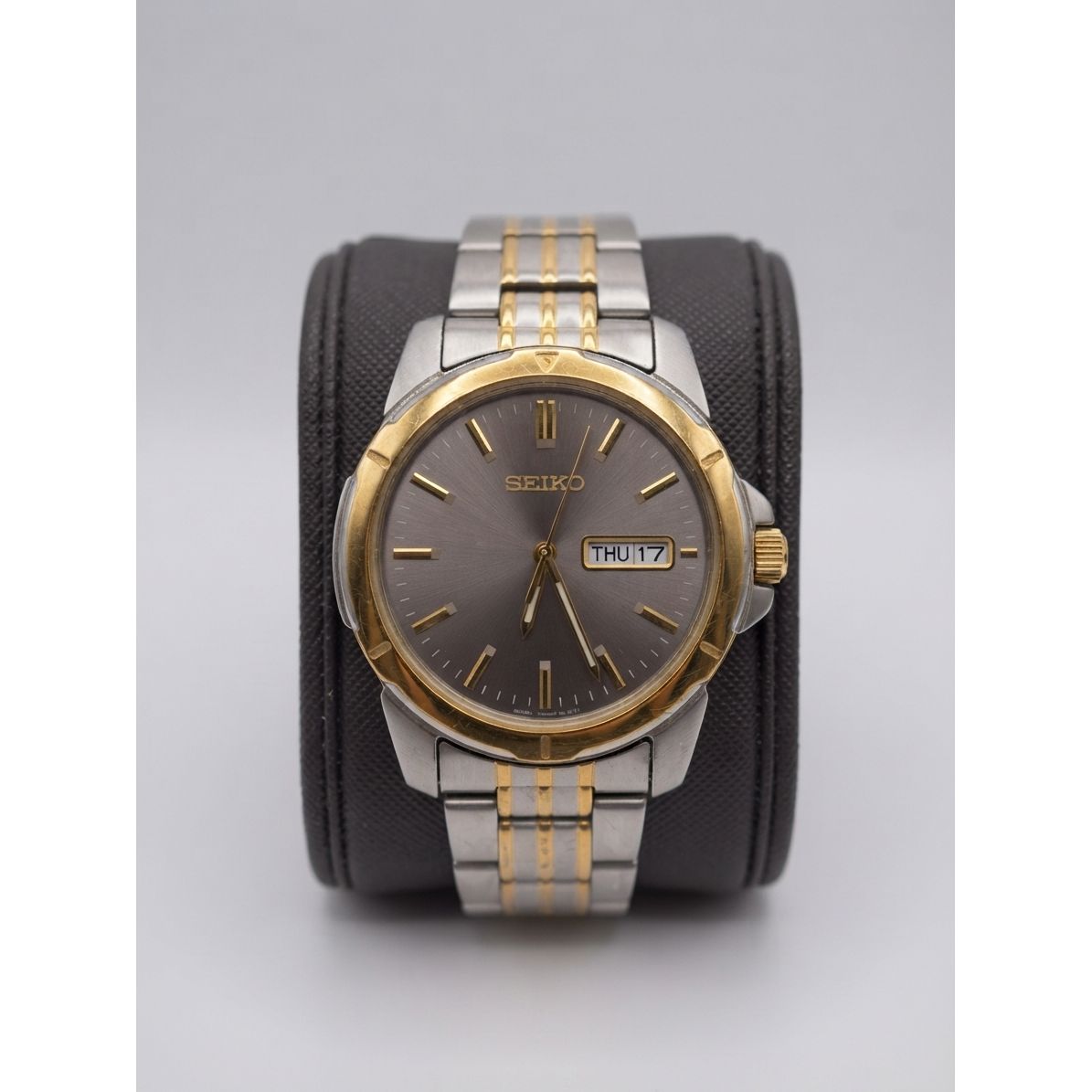 Seiko Essentials Two-Tone Gray Sunray Dial Men's Watch SUR356 Preowned