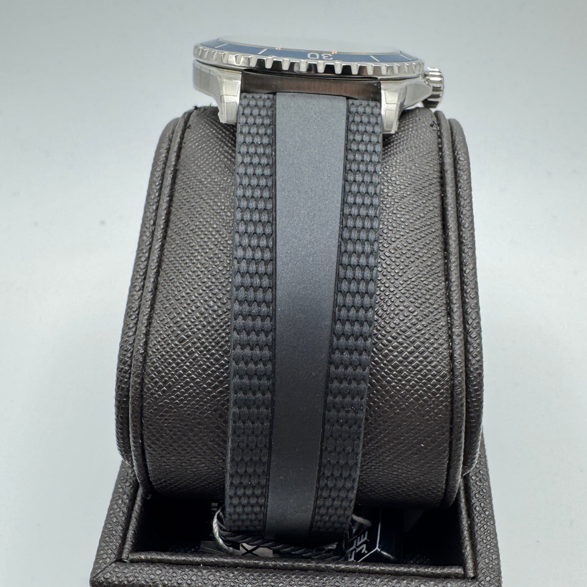 Breitling Superocean Automatic 42 Blue Rubber Strap Watch A17375E71G1S1 / A17375
