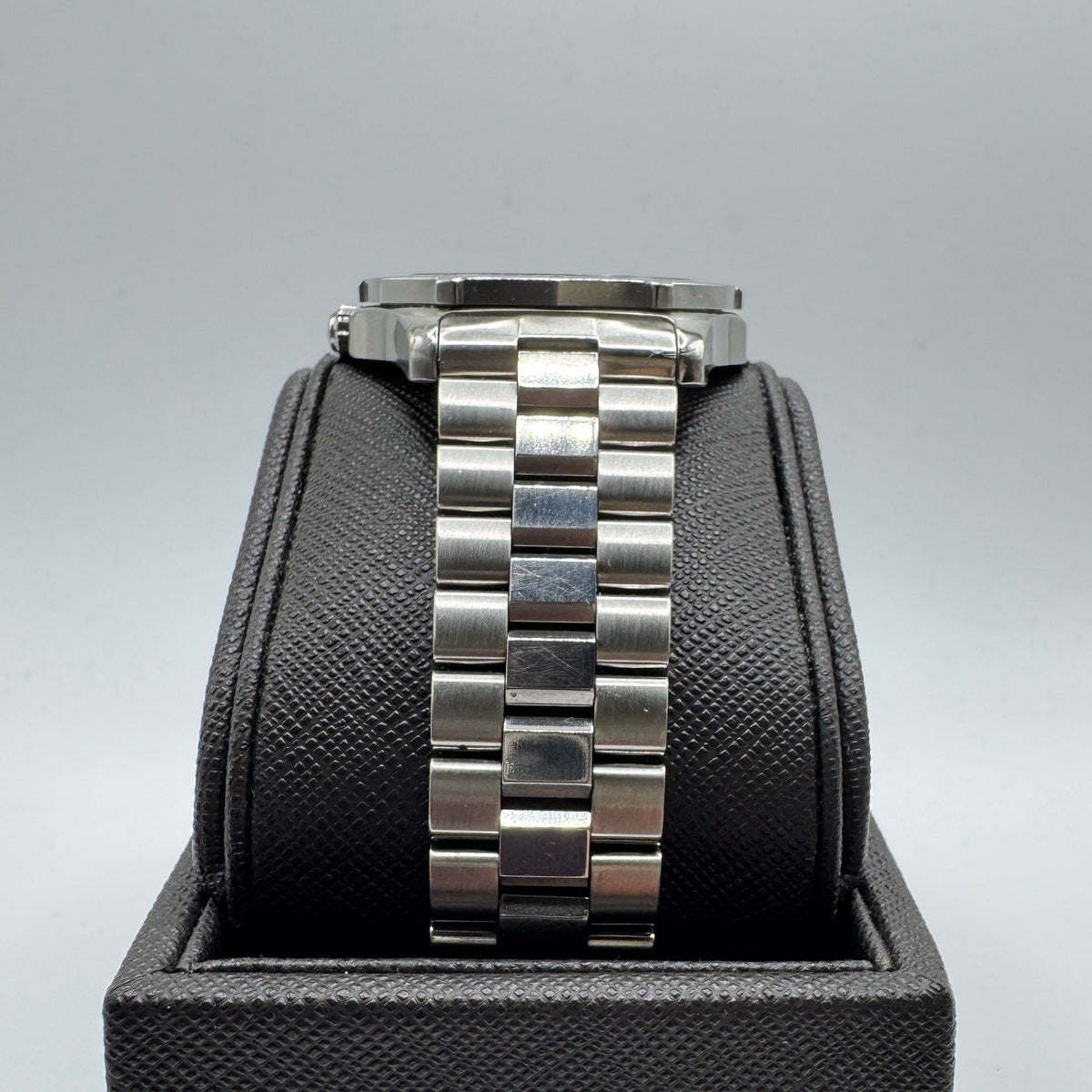Tag Heuer 2000 Sports White Dial Stainless Steel Watch WM1111