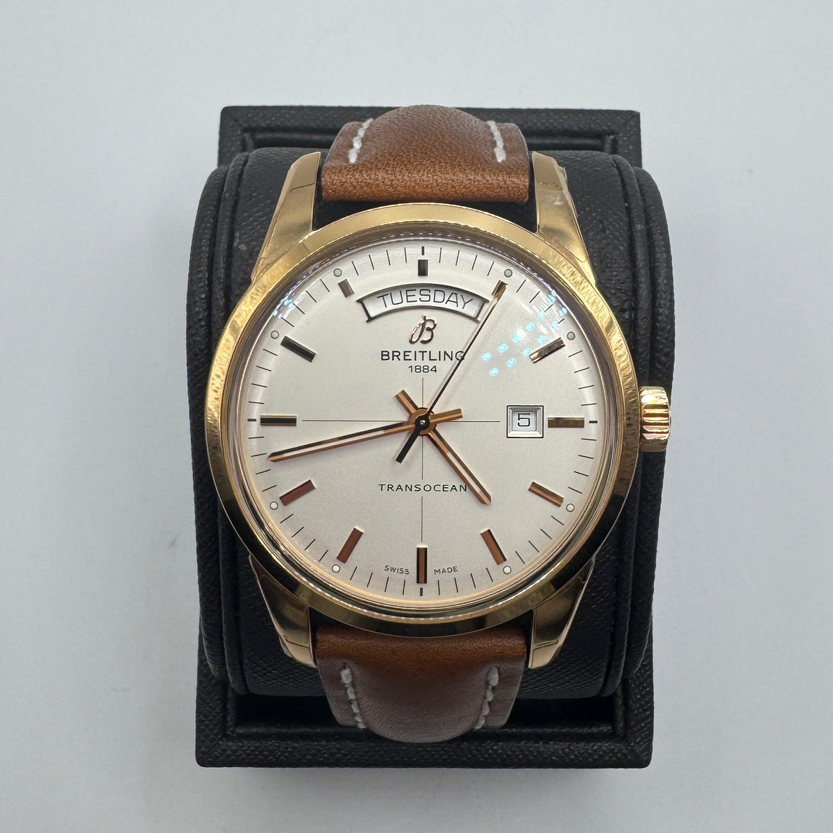 Breitling Transocean Day & Date 43mm 18K Gold Brown Leather Watch R4531012 / R45310121G1P1