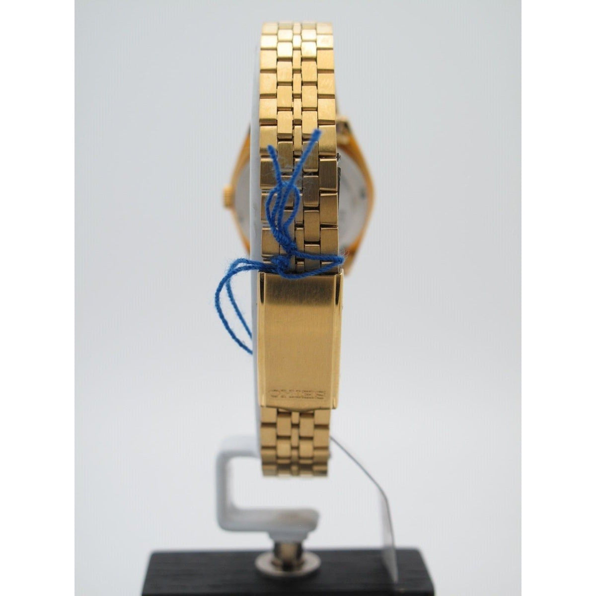 Seiko Ladies Gold Stainless Steel Gold Tone Dial Watch 080605