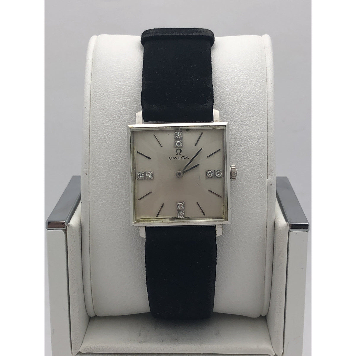 Omega Ladies Silver Tone Dial Black Suede Leather Strap 14K Gold Case Watch