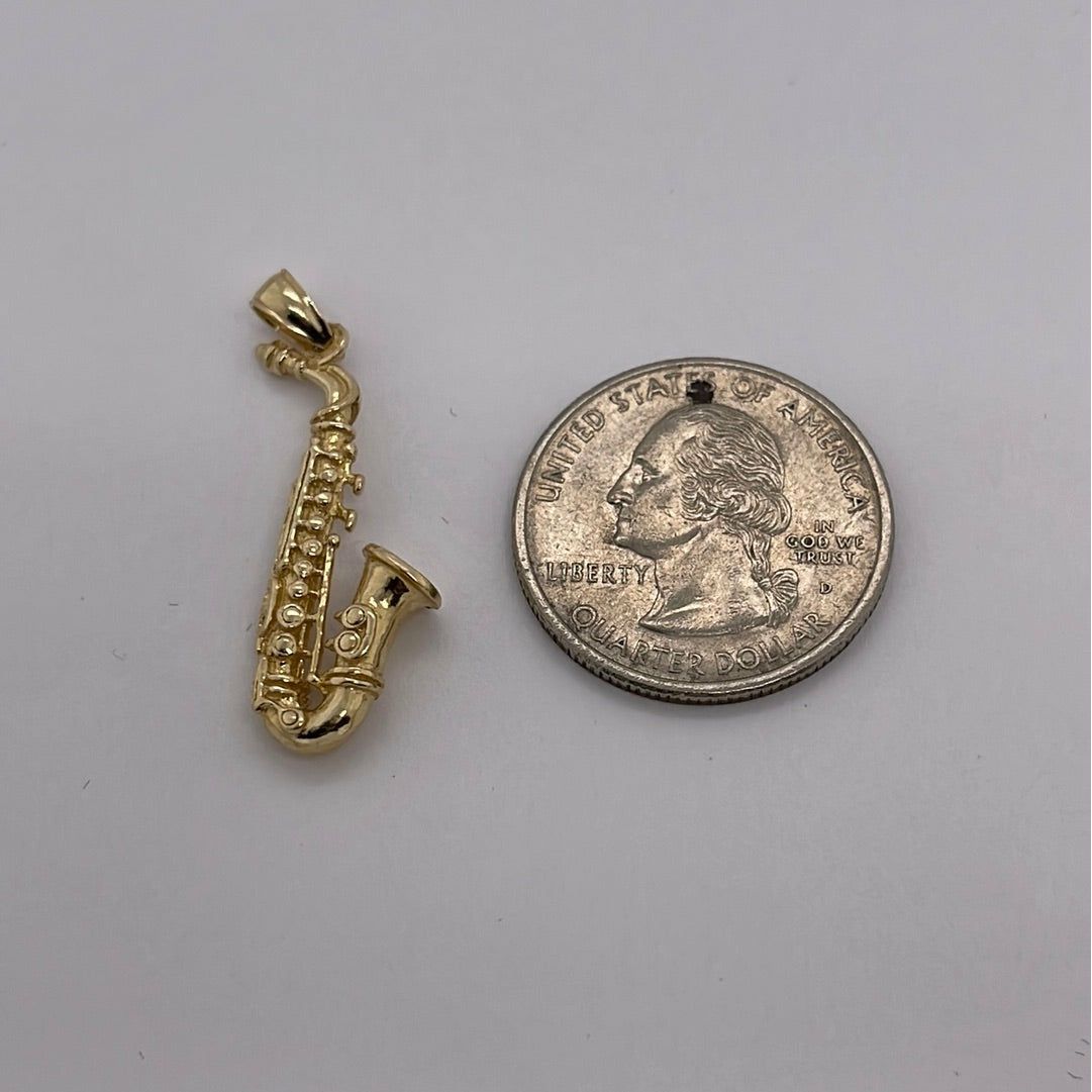 14K Yellow Gold Saxophone Charm Pendant P042