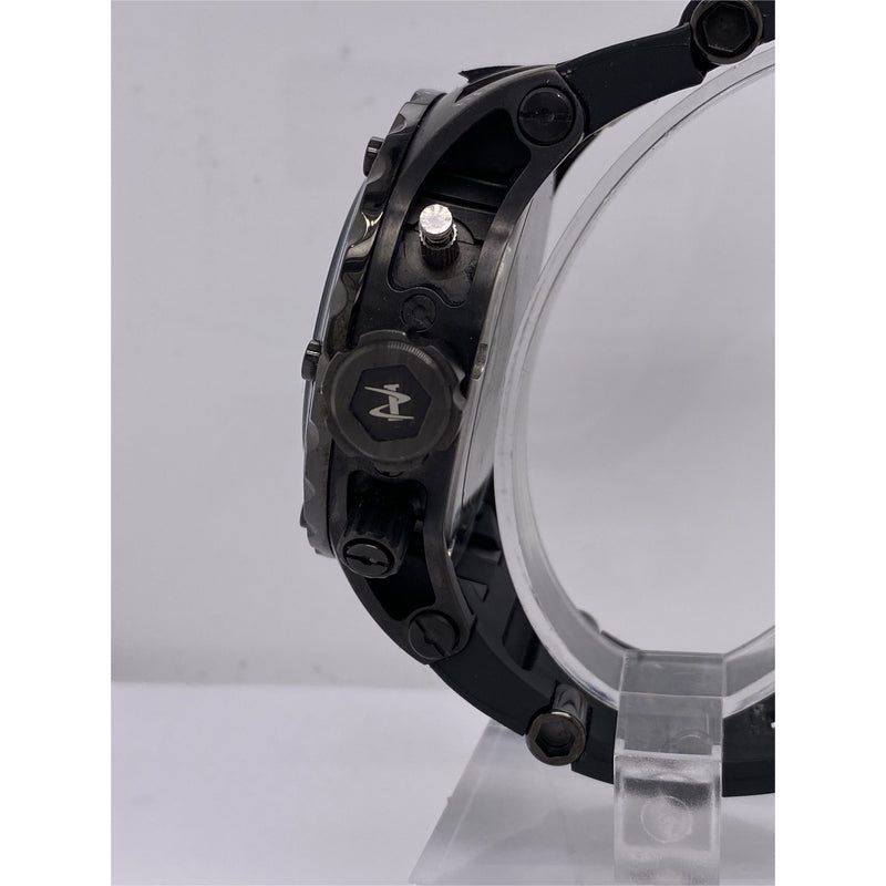 Invicta discount rubber strap