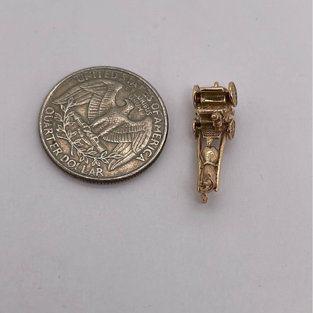 14K Yellow Horse Carriage / Boy Charm Pendant P057