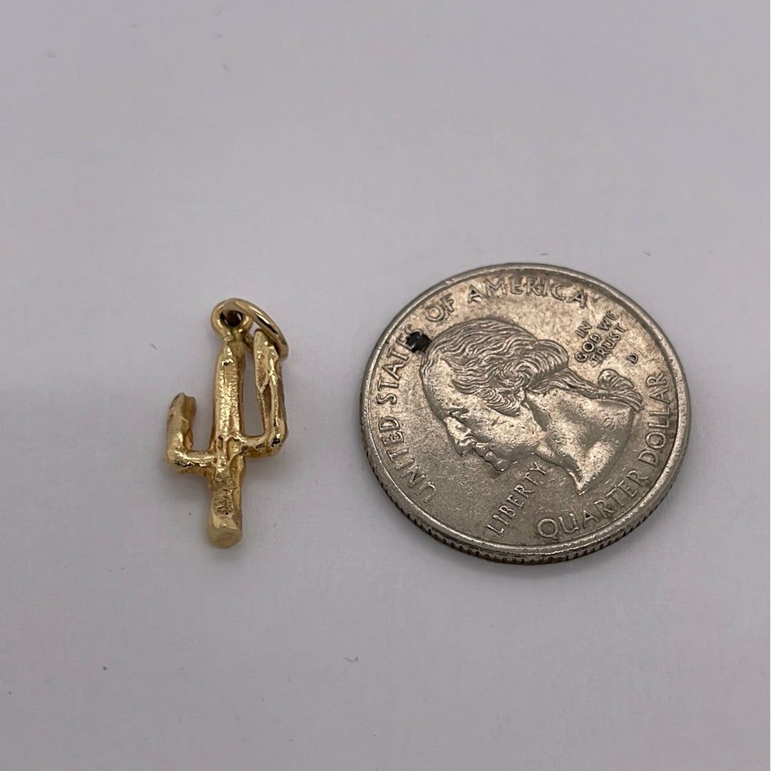 14K Yellow Gold Cactus 3 Branches Charm Pendant P038