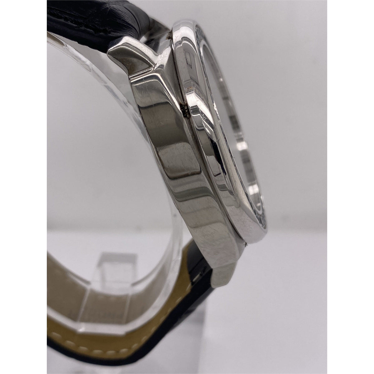 Invicta Men's Black Dial Blue Diamond Bezel 2.00CT. Black Leather Strap Watch 0616