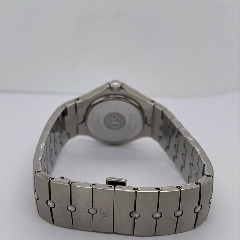 Movado Ladies SE Silver Tone Dial Silver Tone Stainless Steel Watch 84G41851