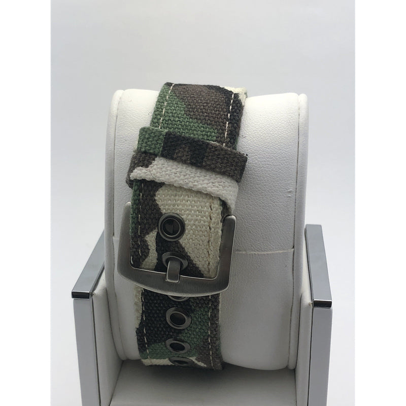 Techno Diezel Men's Silver Dial Stainless Steel Camouflage Bracelet Watch 340029