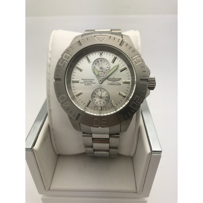 Invicta Men’s Silver Dial Stainless Steel Case and Bracelet Watch 14056