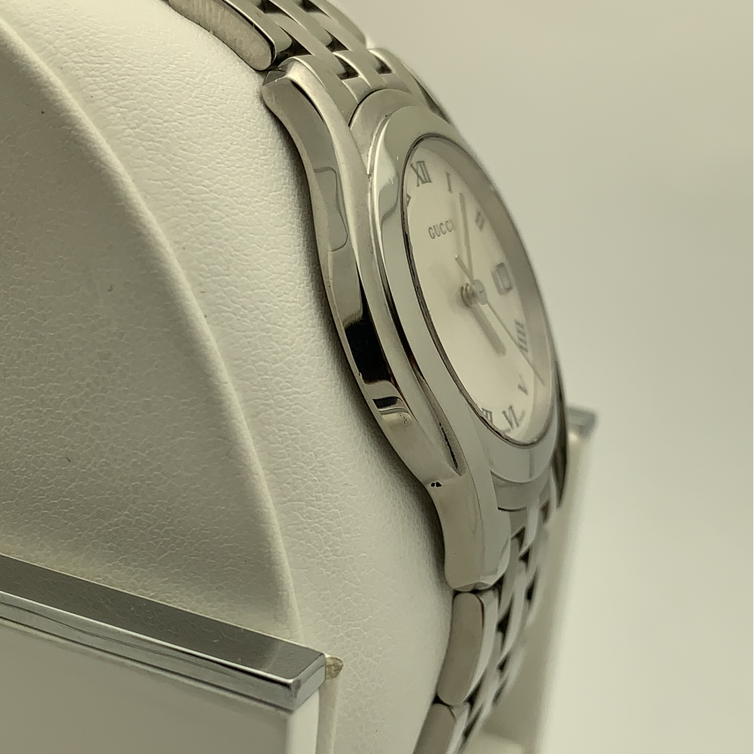 Gucci Unisex Silver Dial Stainless Steel Bracelet Watch 11711828