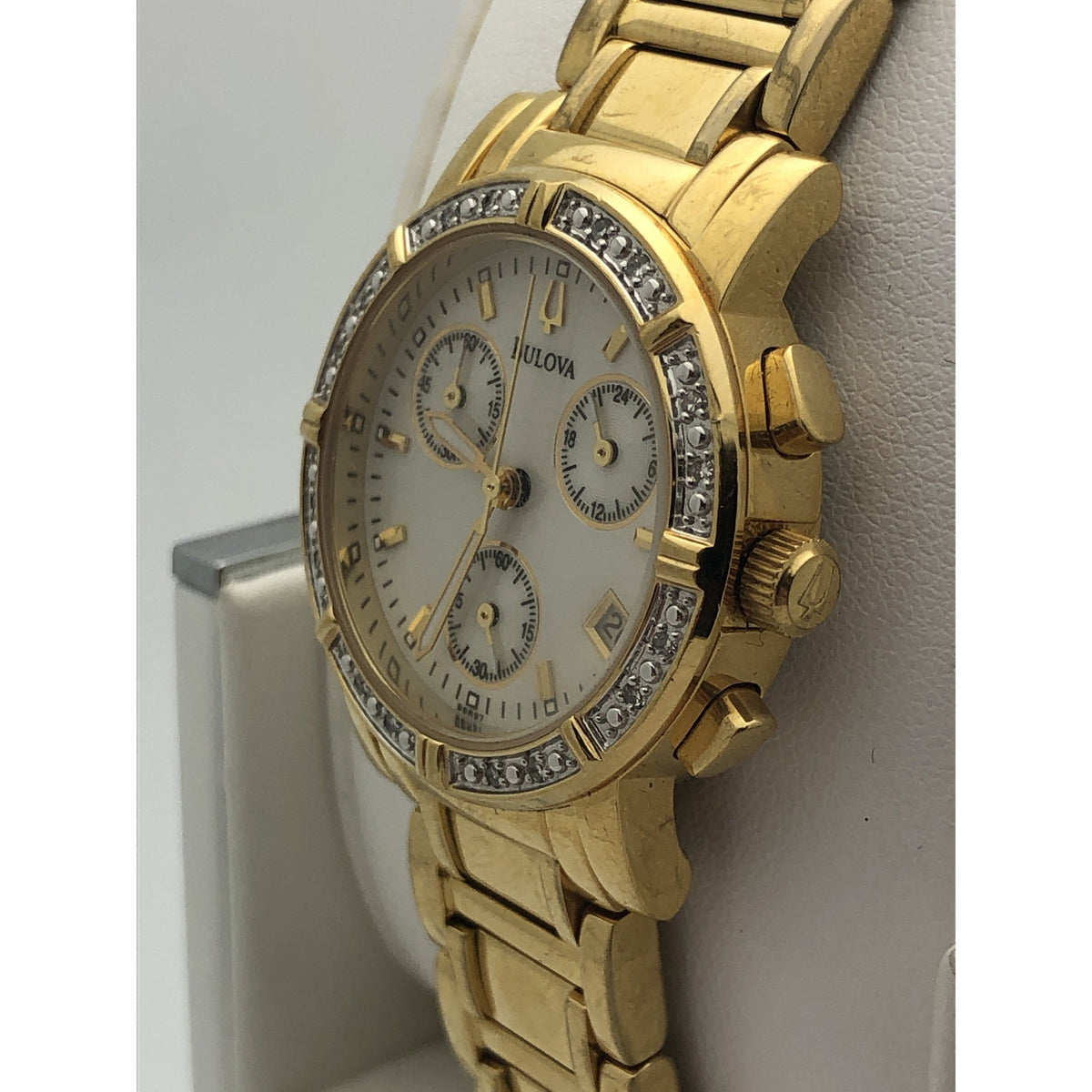 Bulova Mother Of Pearl Dial Gold Tone Stainless Steel Bracelet Ladies Watch 98R97