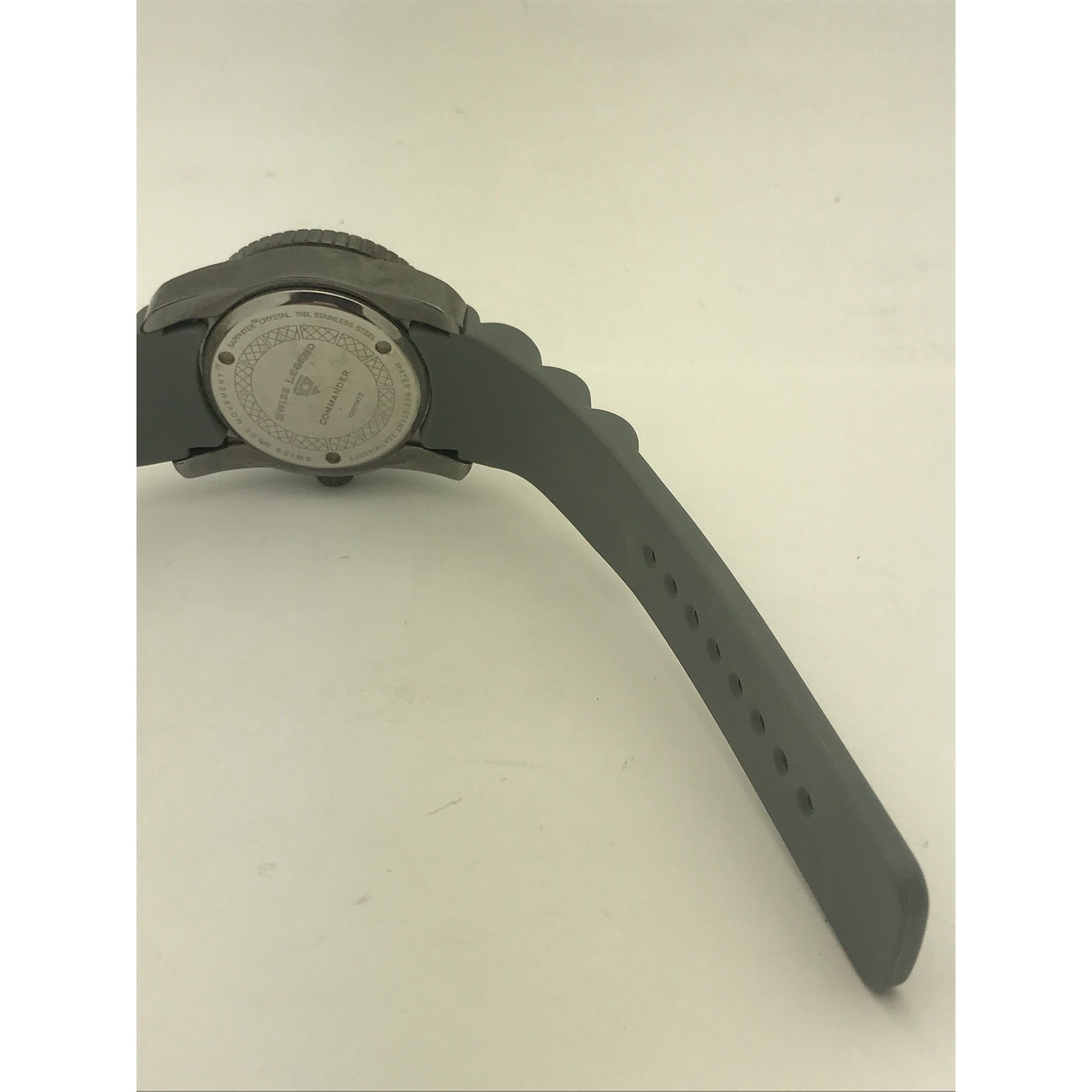Swiss Legend Unisex Commander Gray Dial Gray Rubber Strap Watch